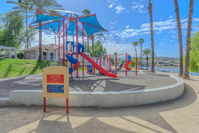 22633 Inspiration Pt, Canyon Lake CA: https://media.crmls.org/mediaz/77f7e790-bd81-4fc0-b98a-c1811bcbc171.jpg