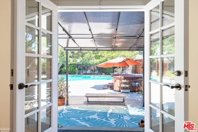 5454 Agnes Avenue, Valley Village CA: https://media.crmls.org/mediaz/77f9bf4e-6206-4aaa-8f8f-23c607db5b4b.jpg