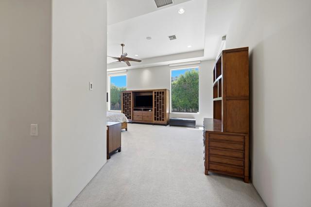 47200 Desert Lily Drive, Palm Desert, CA 92260