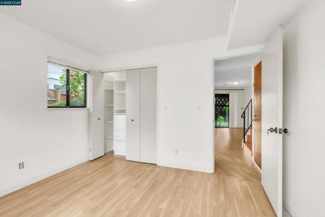 116 Falmouth Ct, Aptos CA: https://media.crmls.org/mediaz/77faad2c-3a1c-4f7b-b6fe-0548874d7949.jpg