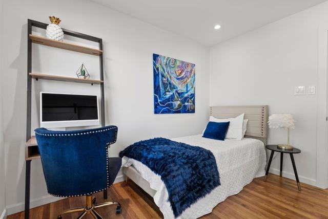 1640 Marina Court, San Mateo CA: https://media.crmls.org/mediaz/77faf2d8-e396-4eea-85dd-972c3b0c5ee4.jpg