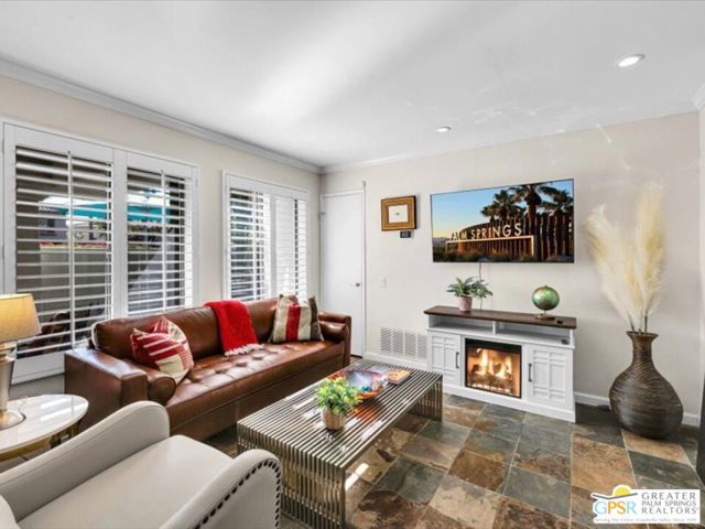 Details for 351 Hermosa Drive 5d1, Palm Springs, CA 92262