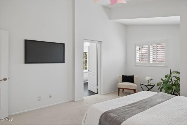 676 Pacific Cove Drive, Port Hueneme CA: https://media.crmls.org/mediaz/77fb53a4-5e0a-456c-ba13-b1a2547be04c.jpg