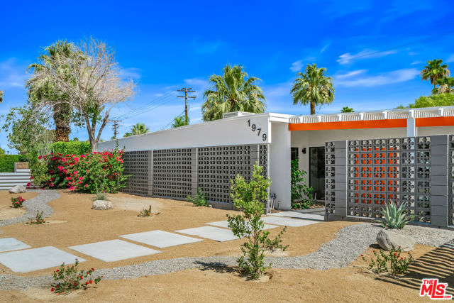 1979 East Alejo Road, Palm Springs, CA 92262 | Slideshow Image #5