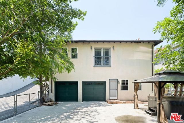 1006 Avenue 50, Los Angeles, California 90042, 4 Bedrooms Bedrooms, ,2 BathroomsBathrooms,Single Family Residence,For Sale,Avenue 50,24394605