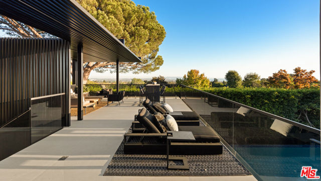Drew Fenton | 1600 Casale Road Pacific Palisades CA | MLS: 7196118