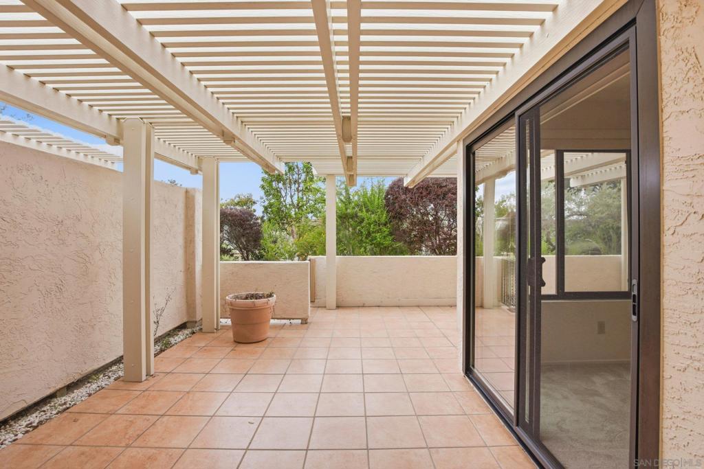 17940 Avenida Alozdra - photo 7