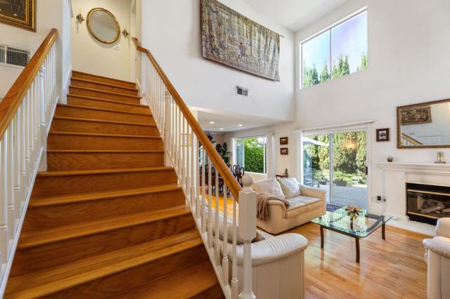 356 Meadowhaven Way, Milpitas CA: https://media.crmls.org/mediaz/77fecbd0-9ea4-4030-ba1a-b068d239bc9a.jpg
