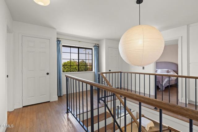 2426 Warbler Avenue, Ventura CA: https://media.crmls.org/mediaz/77ff8cc1-41a2-44dd-9dba-44b3803b5617.jpg