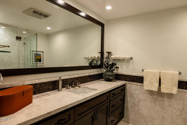 Detail Gallery Image 23 of 39 For 382 E California Bld #105,  Pasadena,  CA 91106 - 3 Beds | 2 Baths