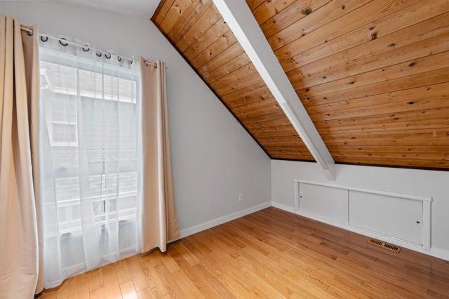 714 Rockaway Beach Avenue, Pacifica CA: https://media.crmls.org/mediaz/7800c728-8bec-4b0d-9c1c-b038a0693ff3.jpg