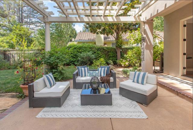 158 Seminary Drive, Menlo Park CA: https://media.crmls.org/mediaz/780181fc-b20a-49b2-a91b-4e1f078eca2f.jpg