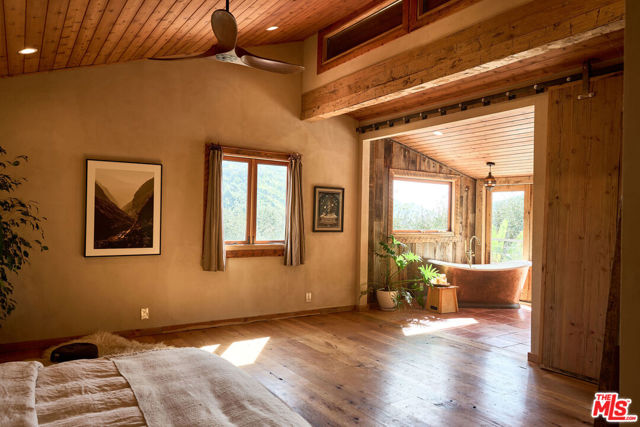 5 Bed Home for Sale in Topanga, California