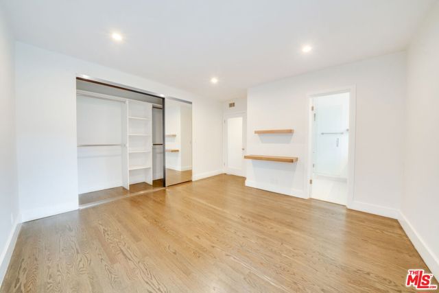 2101 California Avenue, Santa Monica CA: https://media.crmls.org/mediaz/780372f3-6ad9-406f-a848-7418114059f4.jpg