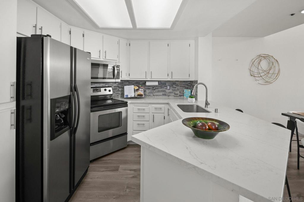 680 Camino De La Reina - photo 8