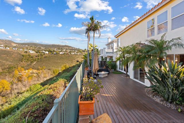 1664 Sagewood Way, San Marcos CA: https://media.crmls.org/mediaz/78058b13-7d21-46b4-9369-7bb51a41293a.jpg