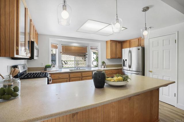 Detail Gallery Image 32 of 46 For 1930 Rosewood St, Vista,  CA 92081 - 3 Beds | 2/1 Baths