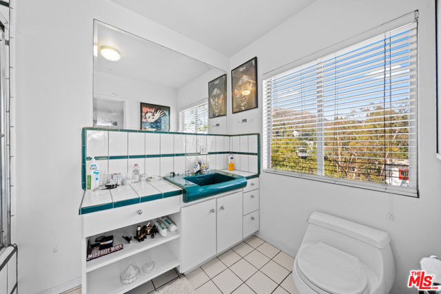 3162 Durand Drive, Los Angeles CA: https://media.crmls.org/mediaz/7806c319-2f45-45cf-bdf0-a74649ce1c18.jpg