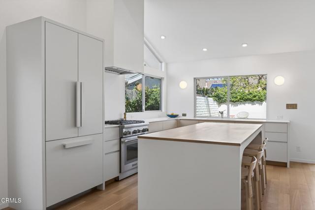 Detail Gallery Image 12 of 39 For 1239 Seafarer St, Ventura,  CA 93001 - 3 Beds | 2 Baths