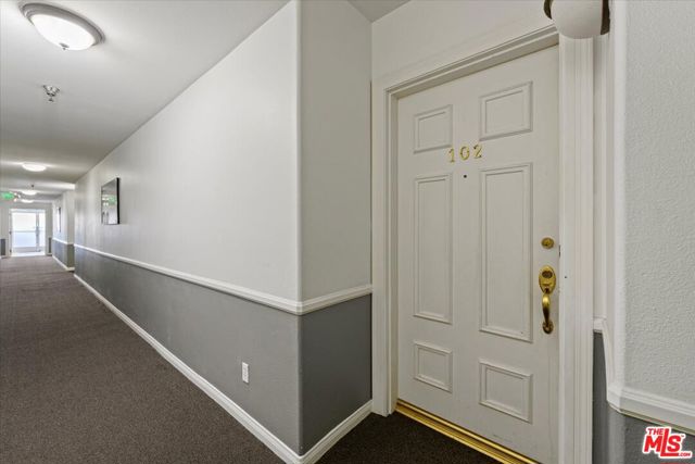 1342 N Sierra Bonita Avenue, West Hollywood CA: https://media.crmls.org/mediaz/780a92fd-130e-4954-ae64-3ac211717c39.jpg