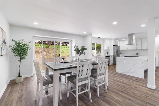 1756 Alhudson Dr, Escondido CA: https://media.crmls.org/mediaz/780ac9b7-290c-4392-8a5e-5d6036b126ee.jpg