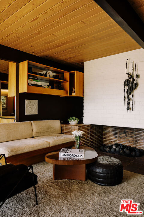 3319 Tareco Drive, Los Angeles CA: https://media.crmls.org/mediaz/780c1fd3-8701-4f0d-ac83-752bc0d80aed.jpg