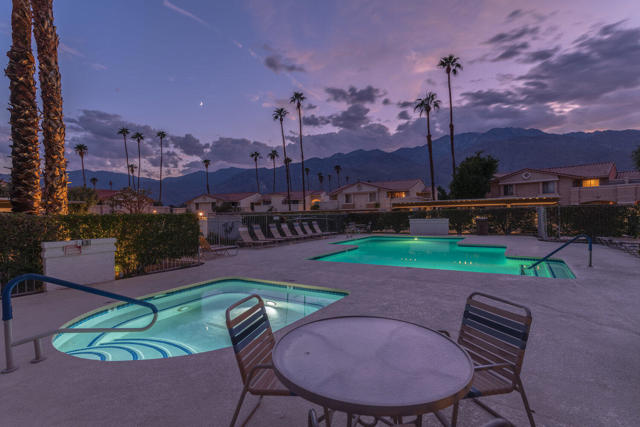 505 S Farrell Drive #S115, Palm Springs, CA 92264