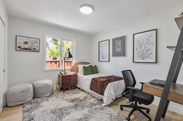 402 S Mary Avenue, Sunnyvale CA: https://media.crmls.org/mediaz/780dac68-2a21-420c-9306-98d0158b1bb3.jpg