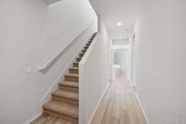 19420 Brush Creek Way, Lake Elsinore CA: https://media.crmls.org/mediaz/780dd5b6-3668-4424-a264-3e38791eb986.jpg