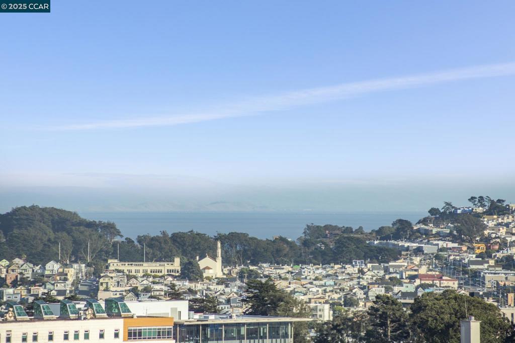 https://media.crmls.org/mediaz/780edb85-4230-433f-8dd8-2f7e4aaed40d.jpg?preset=X-Large