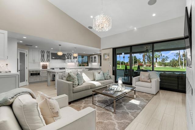 33 Medina Way, Rancho Mirage CA: https://media.crmls.org/mediaz/780f3444-e929-466c-a38b-6ec5e8d1ed6a.jpg