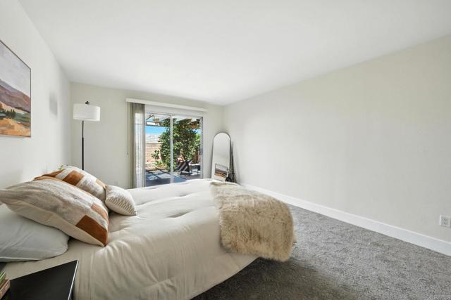 801 Caminito Azul, Carlsbad CA: https://media.crmls.org/mediaz/780fca94-c82f-4192-b3cb-220a244d07a8.jpg