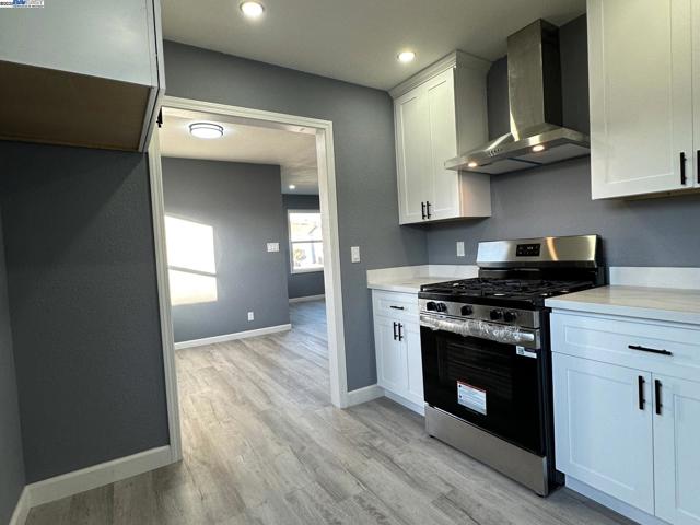 2441 Glenlock St, San Pablo CA: https://media.crmls.org/mediaz/7810bdce-07ae-44aa-b69e-a658d901b4f0.jpg