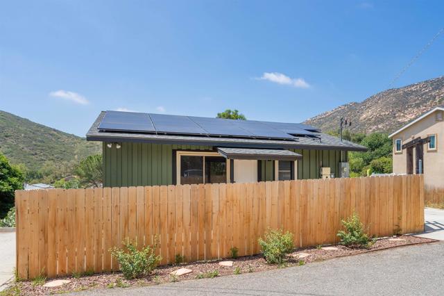 147 Mildred Way, El Cajon CA: https://media.crmls.org/mediaz/78122e9c-37ce-430f-beaa-febedfdceac6.jpg