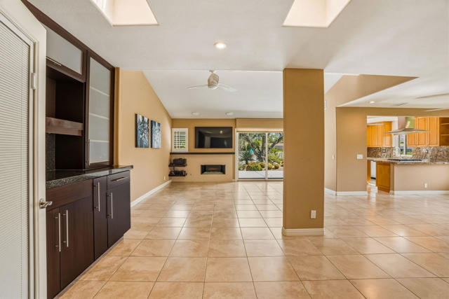 Image 14 of 45 For 72806 Fleetwood Circle