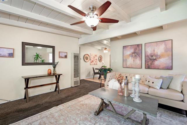 745 Wasatch Dr, Fremont CA: https://media.crmls.org/mediaz/78128ec6-a0f1-405d-be76-476151c0504e.jpg