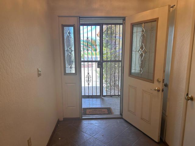 754 Meadowlark Avenue, Los Banos CA: https://media.crmls.org/mediaz/7812f98d-3458-4a82-8e4e-4ef322f51ace.jpg