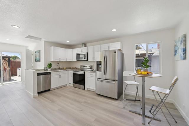 3068 Nightingale Place, Fremont CA: https://media.crmls.org/mediaz/781562a1-827b-41ca-97a4-1b7d894129e6.jpg
