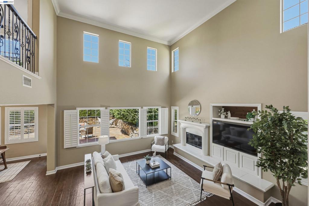 8320 New Park Ln - photo 6