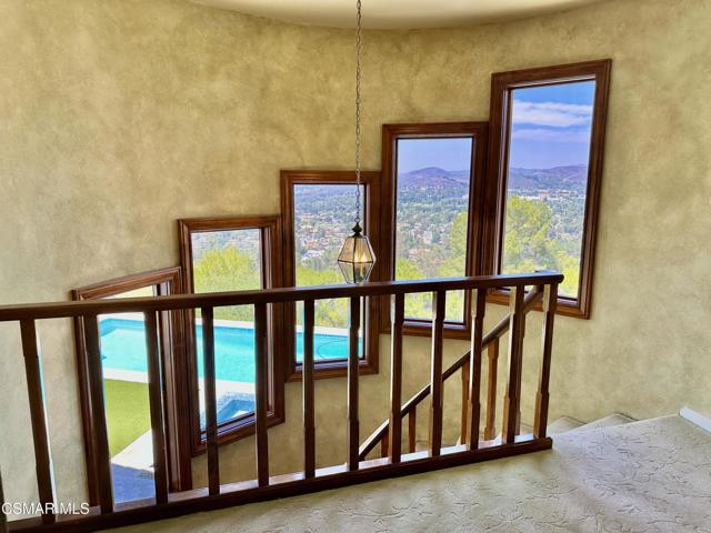 31445 Glenbridge Road, Westlake Village CA: https://media.crmls.org/mediaz/7815de27-bd18-4d56-b057-fc993e3c5433.jpg
