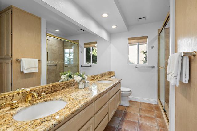 48543 Via Encanto, La Quinta CA: https://media.crmls.org/mediaz/7818919c-8b24-4190-ab78-417091d85da2.jpg