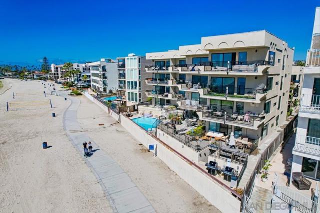 1235 Parker Place, San Diego CA: https://media.crmls.org/mediaz/7818e0b4-30d2-4d3c-94a3-4eca7e5ac5c3.jpg