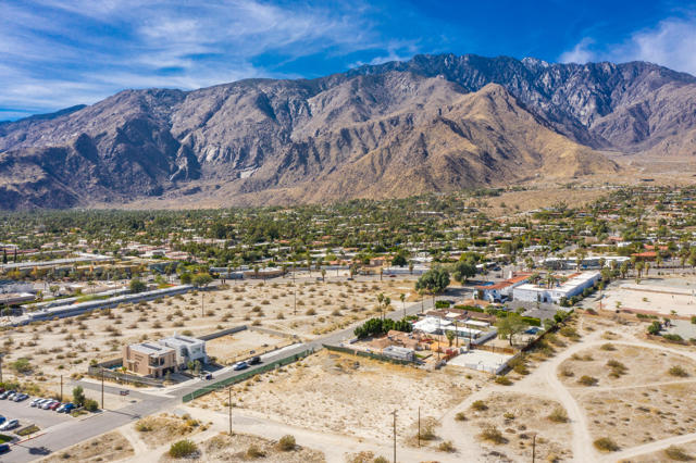 0 ViA Olivera, Palm Springs CA: https://media.crmls.org/mediaz/78192d5d-df5a-4c88-ad42-155100e808a1.jpg