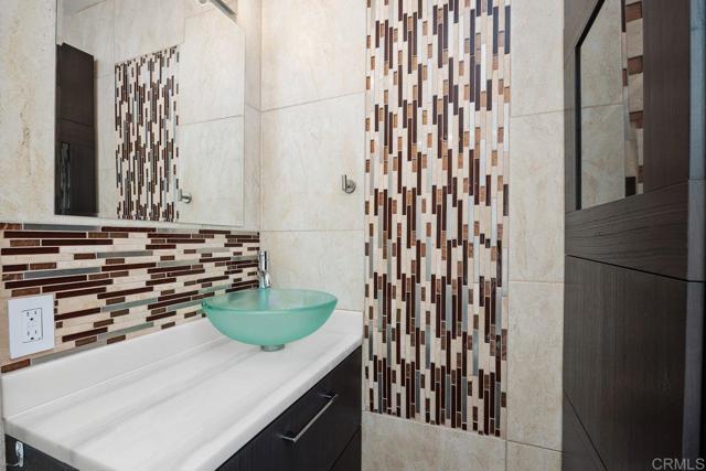 Detail Gallery Image 24 of 45 For 2433 La Costa Ave. a,  Carlsbad,  CA 92009 - 2 Beds | 2/1 Baths