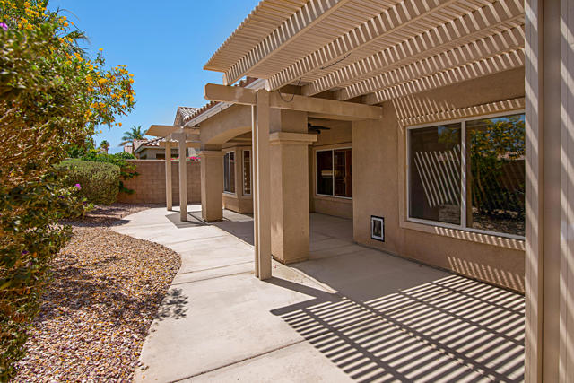 79851 Carmel Valley Avenue, Indio CA: https://media.crmls.org/mediaz/7819f39a-43d5-422a-a5a1-4e867a172e49.jpg