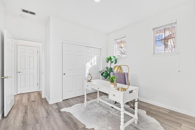 Image 31 of 48 For 37812 Appletree Court