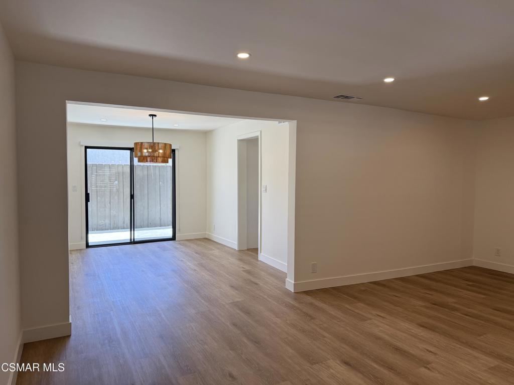 635 E Elmwood Avenue 103Burbank img 22