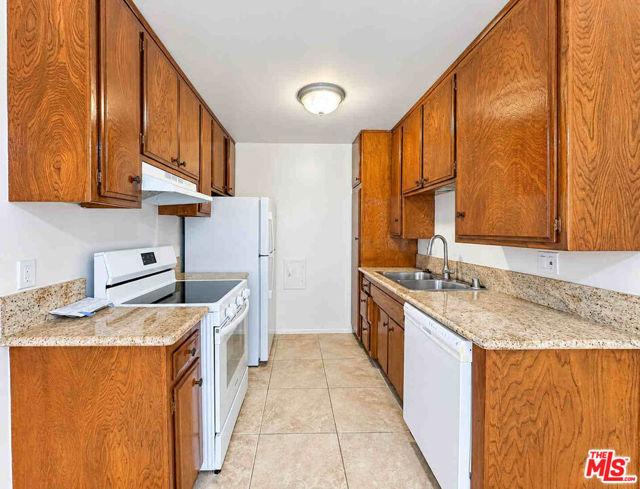 2331 20th Street photo 17