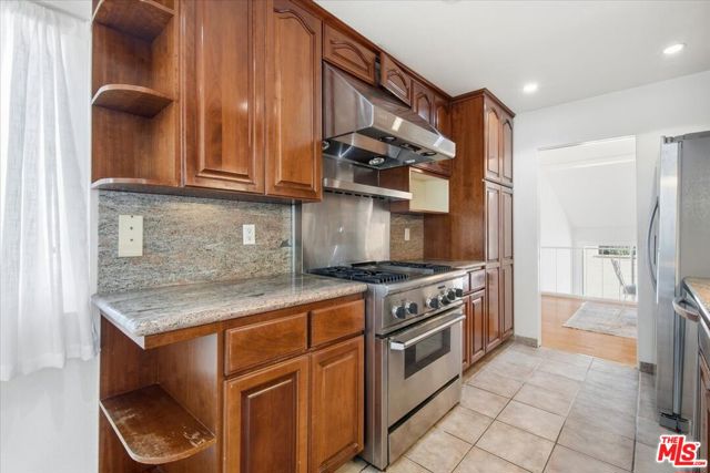 13065 Mindanao Way, 8 photo 12
