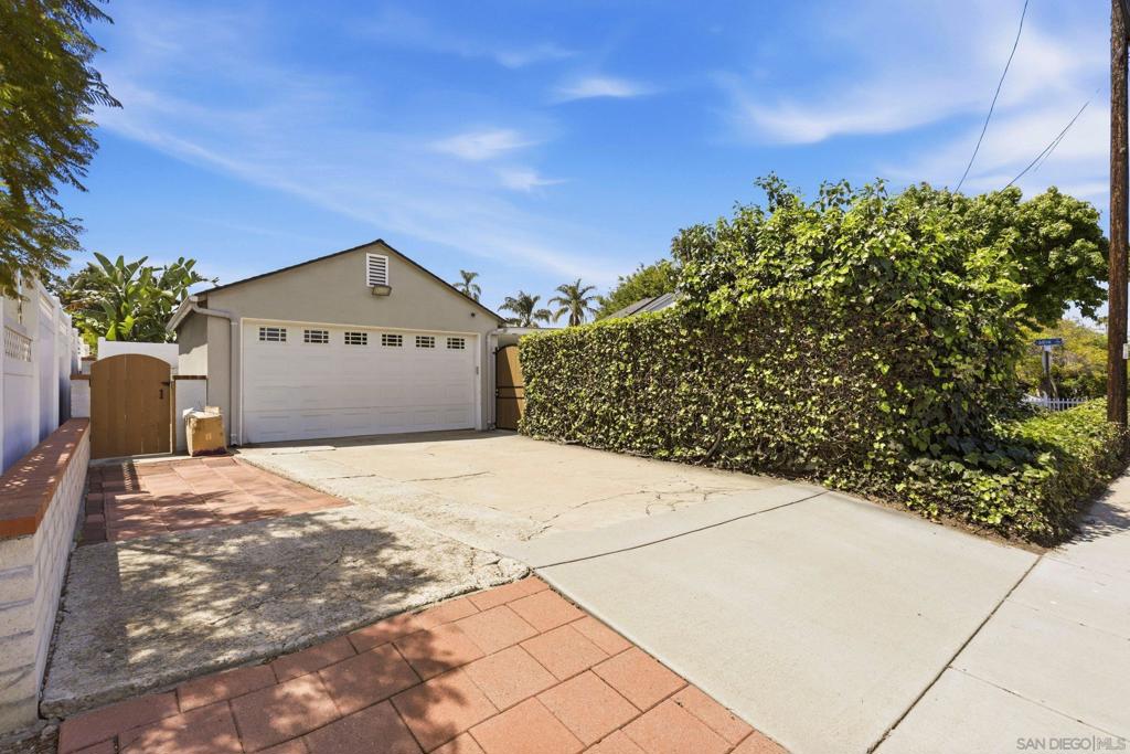 4689 60th Street - photo 4